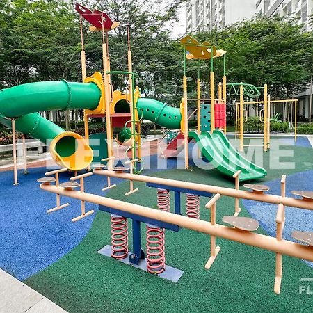 Netflix-Designed Studio Home At Cybersquare, Cyberjaya By Flexihome-My Екстериор снимка